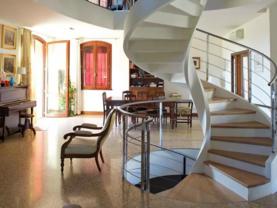 Immagine 11 di Villa in vendita  in Via Ragone, 56, 48125 Ragone RA, Italia a Ravenna