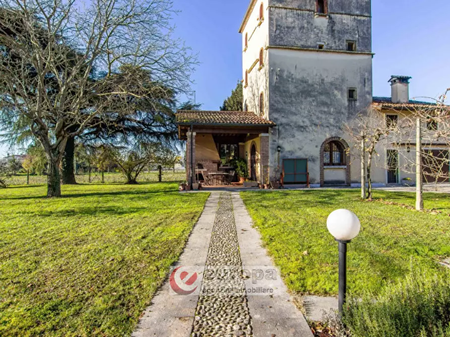 Immagine 10 di Villa in vendita  in Strada di Bertesina a Vicenza