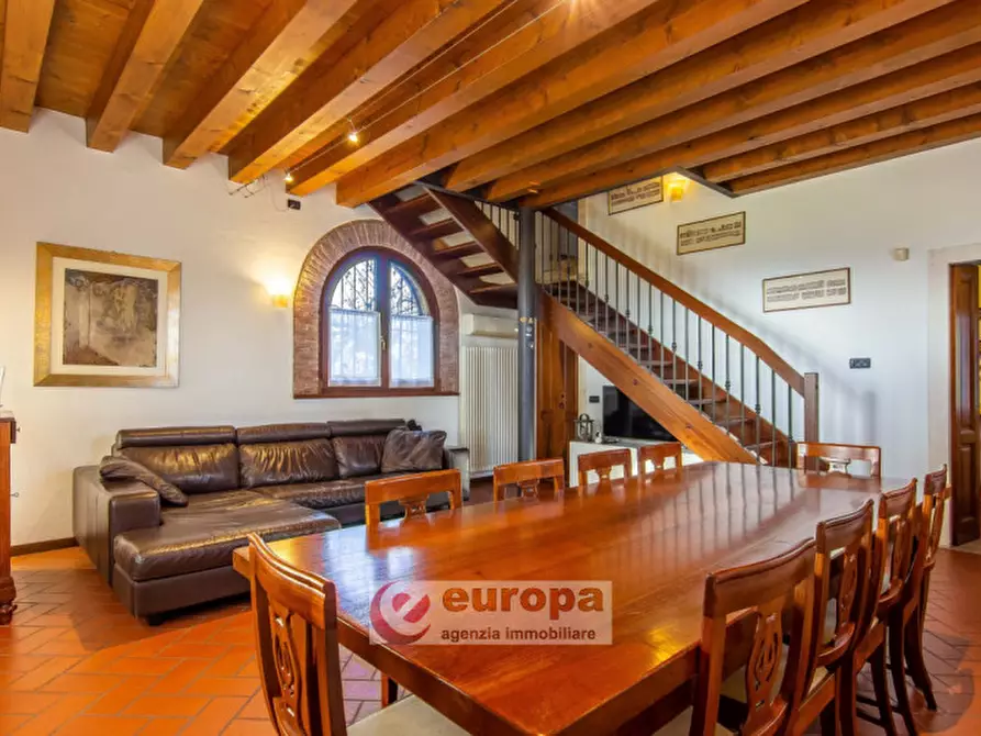 Immagine 17 di Villa in vendita  in Strada di Bertesina a Vicenza