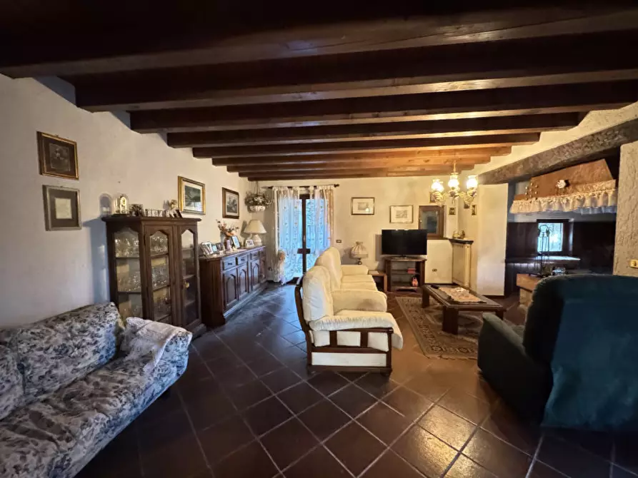 Immagine 2 di Villa in vendita  in Via Cal del Zot a Cordignano