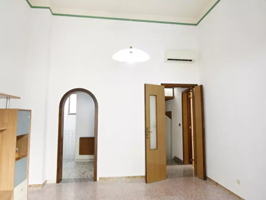 Immagine 7 di Appartamento in vendita  in Via Nizza a Parabita