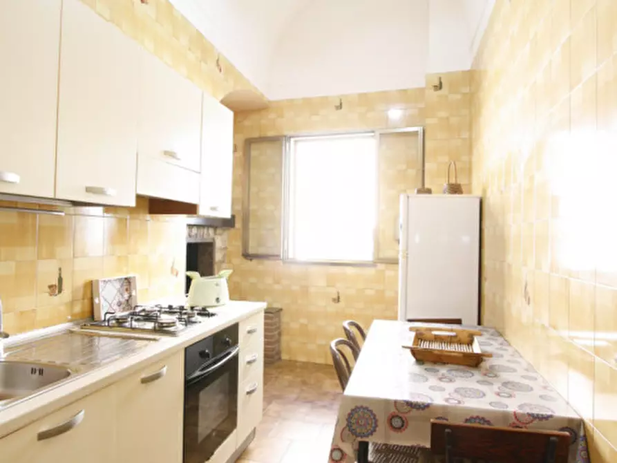 Immagine 10 di Appartamento in vendita  in Via Nizza a Parabita