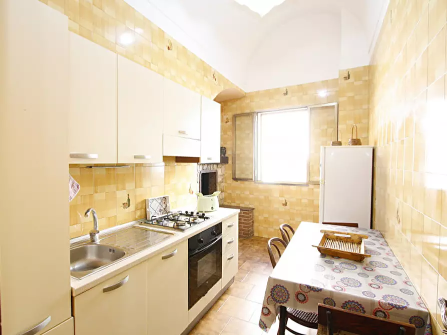 Immagine 11 di Appartamento in vendita  in Via Nizza a Parabita