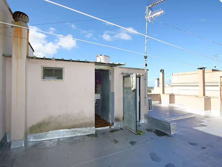 Immagine 21 di Appartamento in vendita  in Via Nizza a Parabita