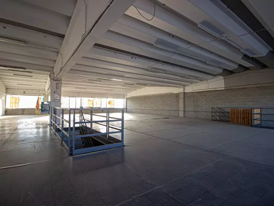 Immagine 12 di Capannone industriale in vendita  in Via per Motta Visconti a Casorate Primo