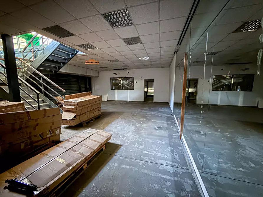 Immagine 19 di Capannone industriale in vendita  in Via per Motta Visconti a Casorate Primo