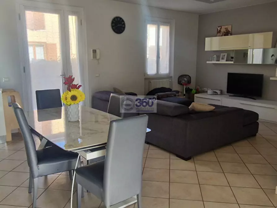 Immagine 35 di Appartamento in vendita  in Via dei Ciliegi a Gussago