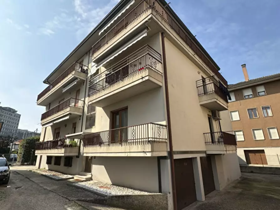 Immagine 5 di Camera in affitto  in via Canestrini 55 a Padova