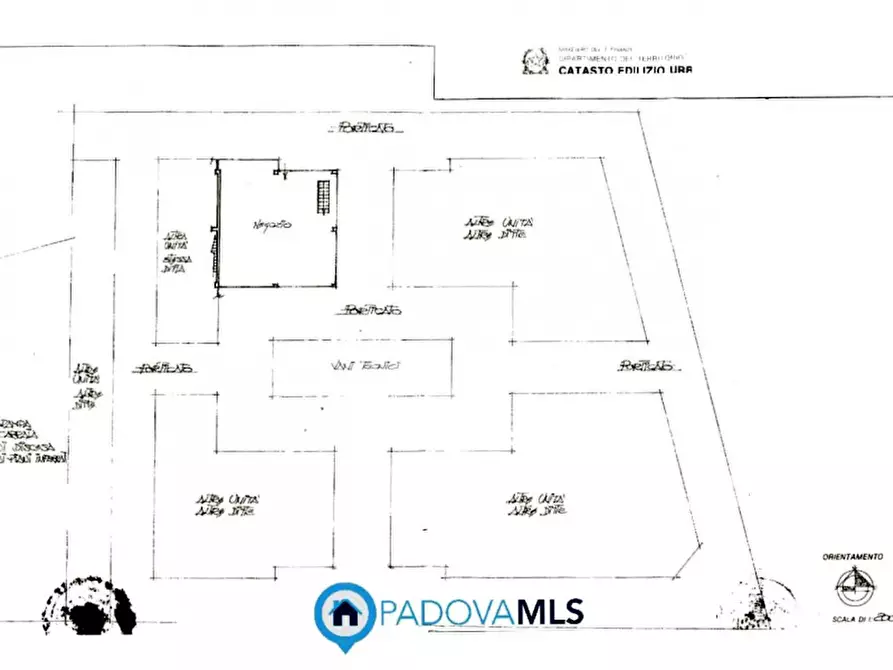 Immagine 7 di Negozio in vendita  in Via Alessandro Volta a Abano Terme
