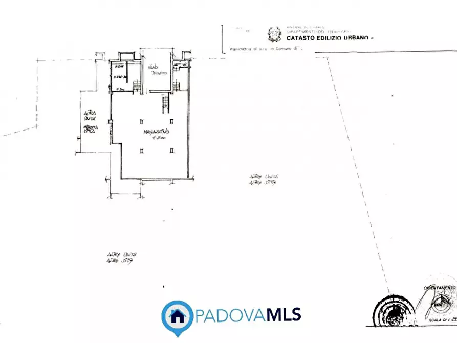 Immagine 8 di Negozio in vendita  in Via Alessandro Volta a Abano Terme