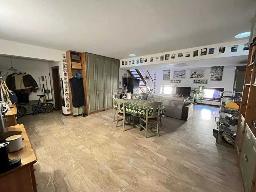 Immagine 2 di Loft/Open space in affitto  in Via Giannantonio Manci, 54 a Trento