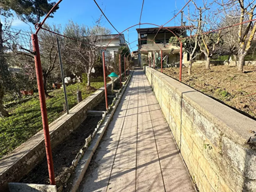 Immagine 9 di Villetta a schiera in vendita  a Matera