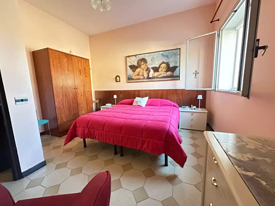 Immagine 28 di Villetta a schiera in vendita  a Matera