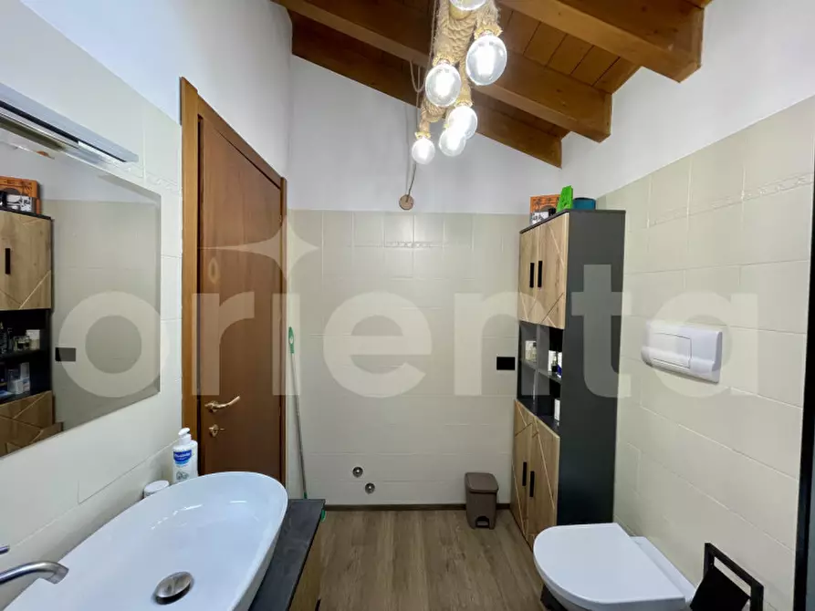 Immagine 16 di Appartamento in vendita  in via santo casasopra 2 a Montichiari