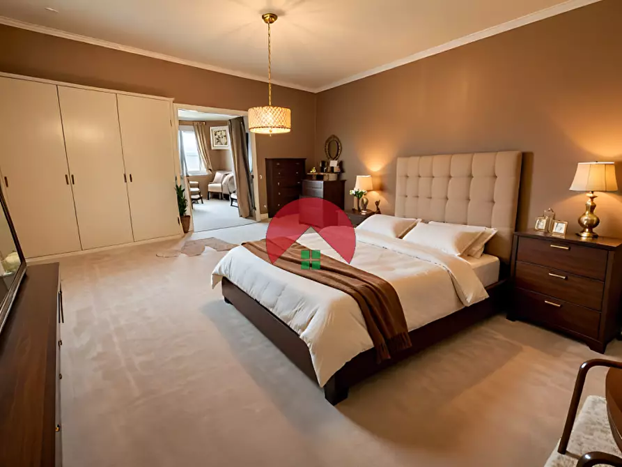 Immagine 17 di Magazzino in vendita  a Matera