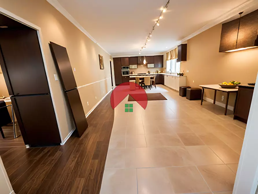 Immagine 19 di Magazzino in vendita  a Matera