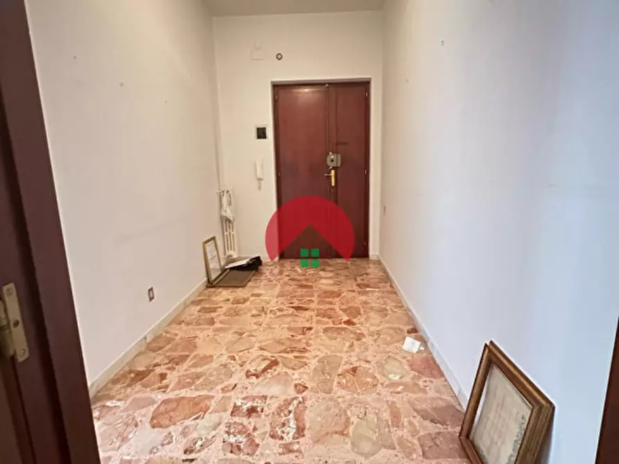 Immagine 2 di Appartamento in vendita  a Matera