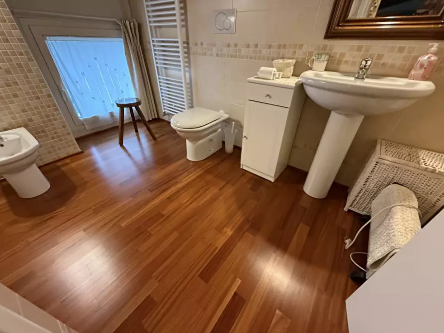 Immagine 28 di Appartamento in affitto  a Pianiga