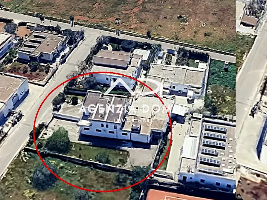 Immagine 2 di Laboratorio in vendita  a Racale