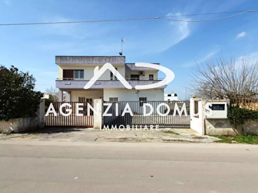 Immagine 4 di Laboratorio in vendita  a Racale