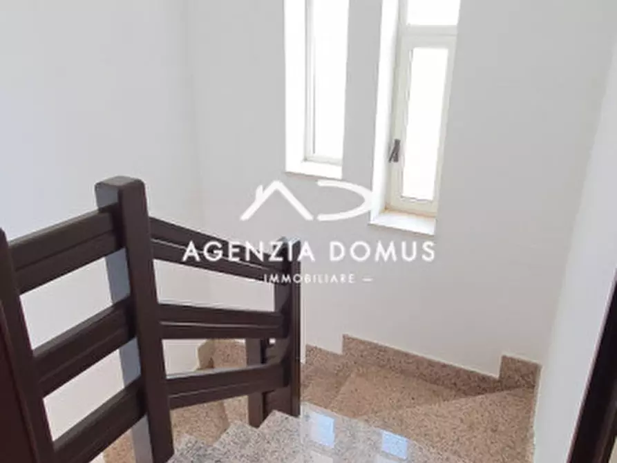 Immagine 8 di Laboratorio in vendita  a Racale