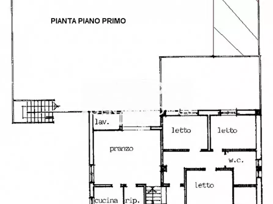 Immagine 67 di Laboratorio in vendita  a Racale