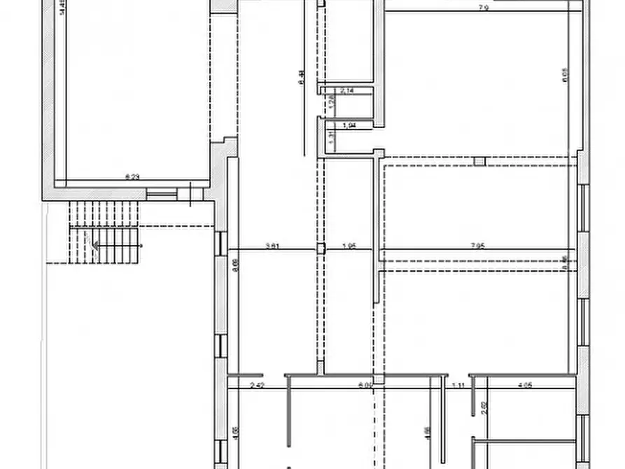 Immagine 68 di Laboratorio in vendita  a Racale