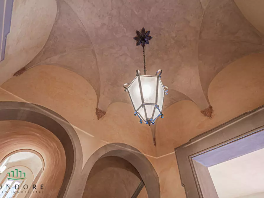 Immagine 2 di Appartamento in vendita  in Via Castiglione a Bologna