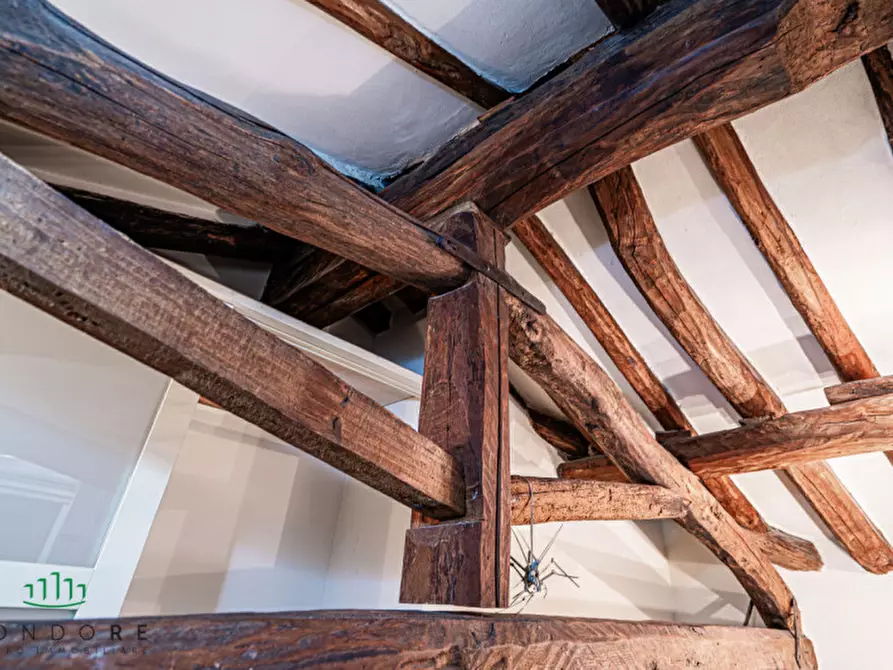 Immagine 64 di Appartamento in vendita  in Via Castiglione a Bologna