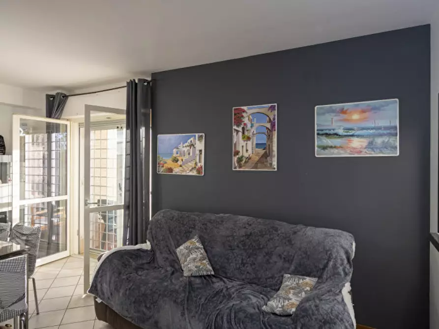 Immagine 3 di Appartamento in vendita  in Via Tergu a Roma