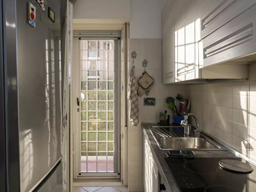 Immagine 7 di Appartamento in vendita  in Via Tergu a Roma