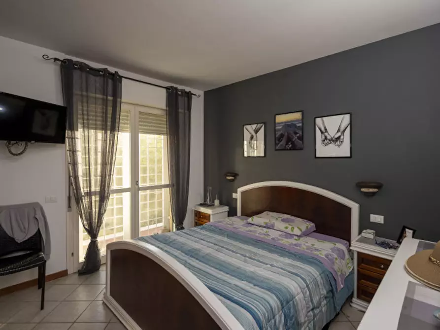 Immagine 10 di Appartamento in vendita  in Via Tergu a Roma