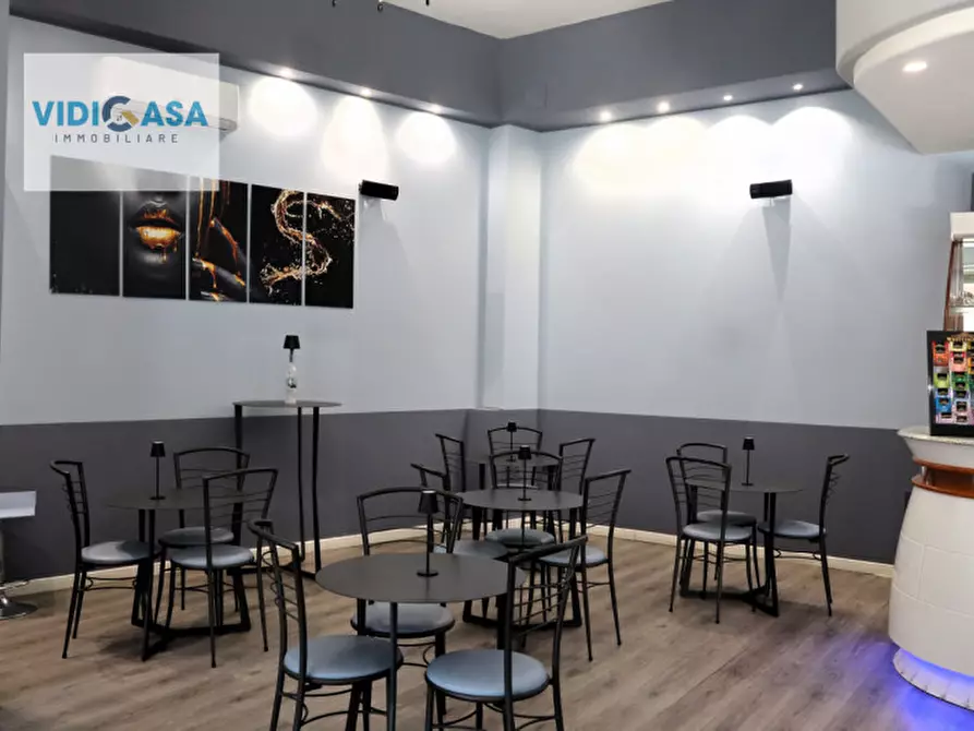 Immagine 13 di Attività commerciale in vendita  in Via Gaetano Donizetti 46 a Montescaglioso