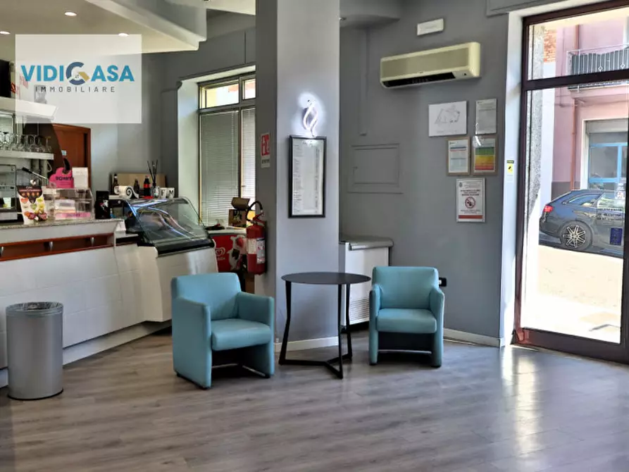 Immagine 19 di Attività commerciale in vendita  in Via Gaetano Donizetti 46 a Montescaglioso