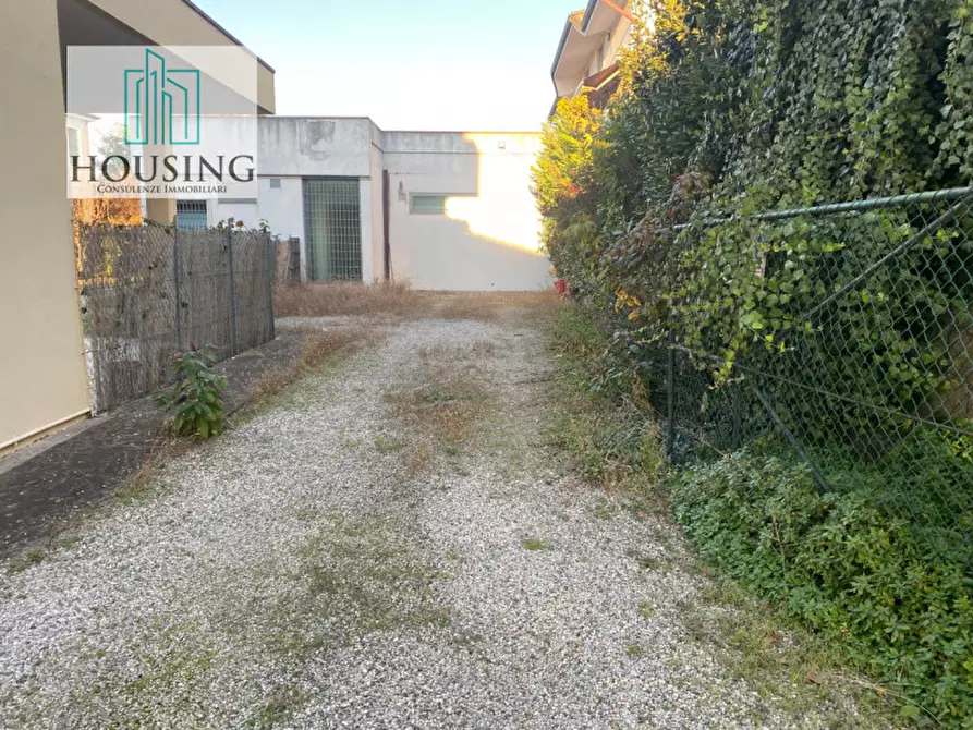 Immagine 17 di Villetta a schiera in vendita  a Saonara