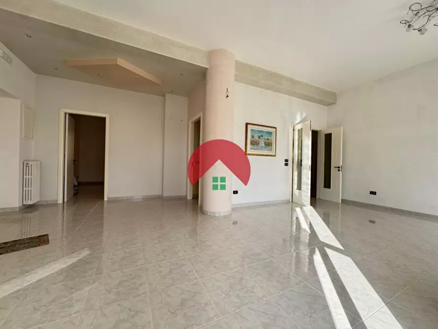 Immagine 8 di Appartamento in vendita  a Matera