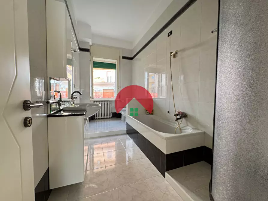 Immagine 30 di Appartamento in vendita  a Matera