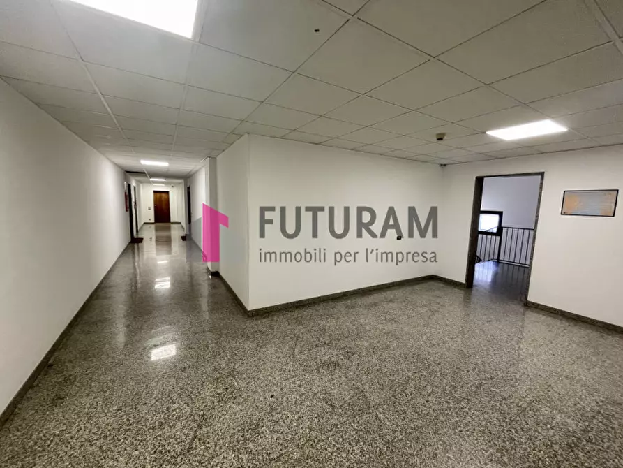 Immagine 2 di Ufficio in affitto  in VIA LONGHIN 2 a Padova