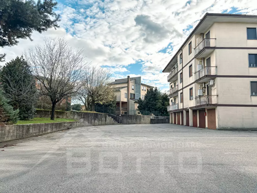 Immagine 29 di Appartamento in vendita  in via circovallazione 6 a Marano Ticino