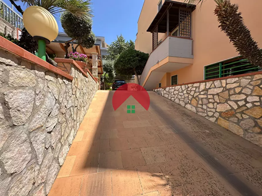 Immagine 2 di Villetta a schiera in vendita  a Matera