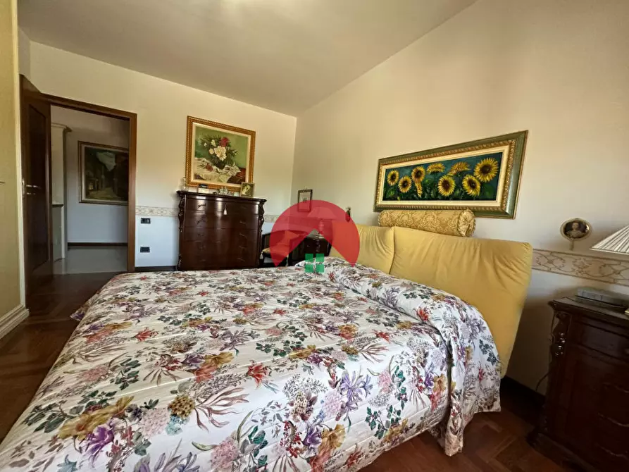 Immagine 9 di Villetta a schiera in vendita  a Matera