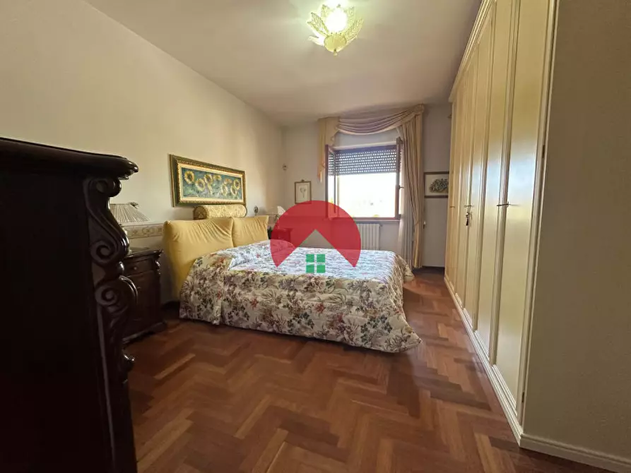 Immagine 10 di Villetta a schiera in vendita  a Matera