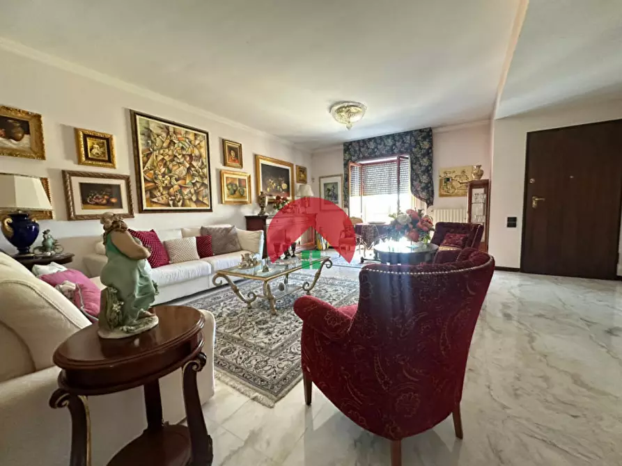 Immagine 37 di Villetta a schiera in vendita  a Matera