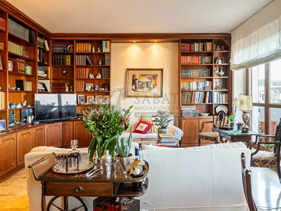 Immagine 3 di Appartamento in vendita  in Via Melchiorre Gioia 66 a Milano