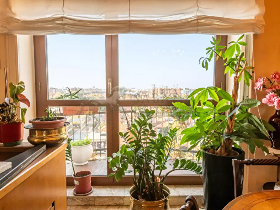 Immagine 11 di Appartamento in vendita  in Via Melchiorre Gioia 66 a Milano