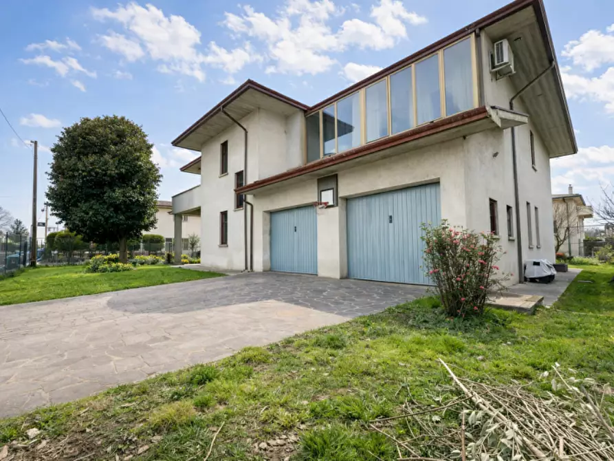 Immagine 1 di Casa indipendente in vendita  in Via Sant'Agnese a Selvazzano Dentro