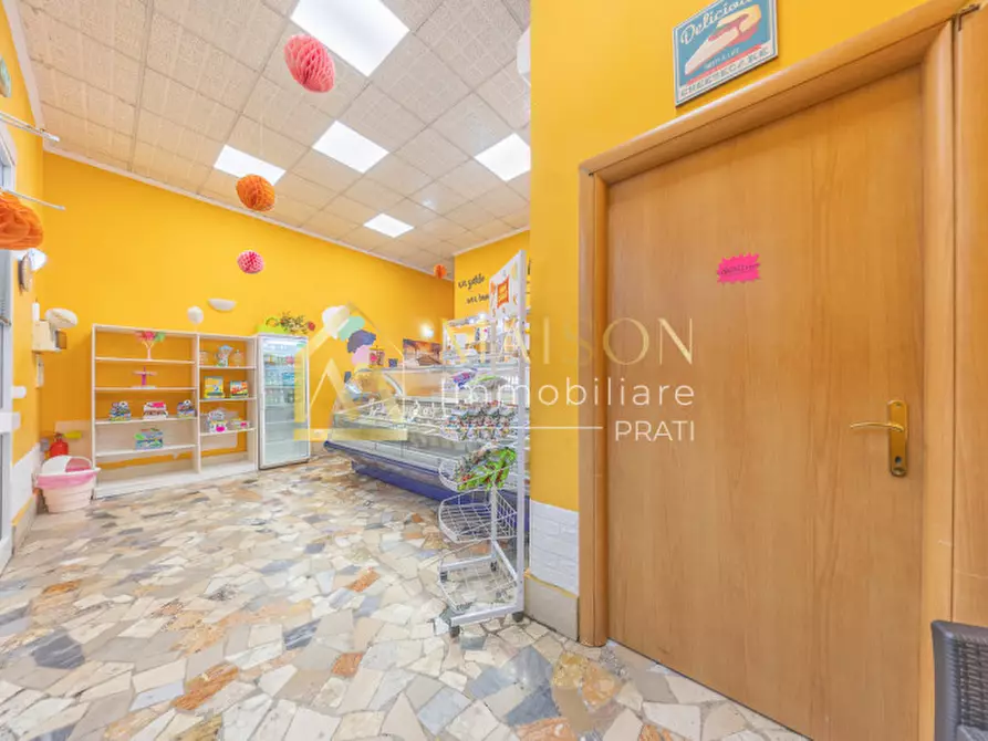 Immagine 11 di Negozio in vendita  in Via Massa di San Giuliano a Roma