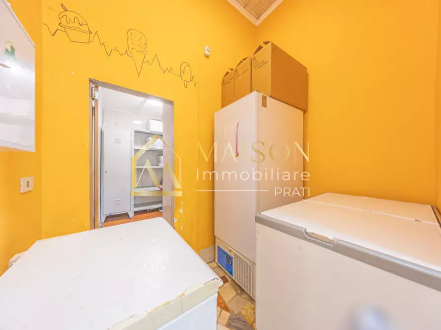 Immagine 12 di Negozio in vendita  in Via Massa di San Giuliano a Roma