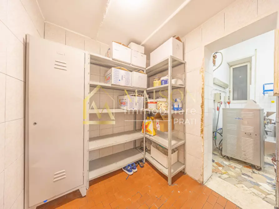 Immagine 16 di Negozio in vendita  in Via Massa di San Giuliano a Roma