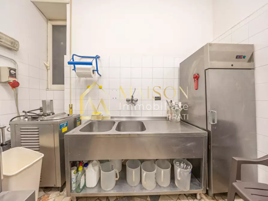 Immagine 17 di Negozio in vendita  in Via Massa di San Giuliano a Roma